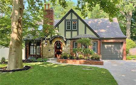 5410 Aberdeen Rd Fairway, KS 66205
