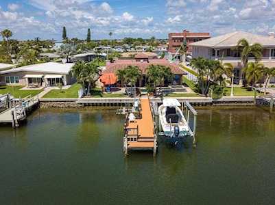 11380 6th St E Treasure Island, FL 33706