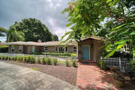 244 60th Ave S St. Petersburg, FL 33705