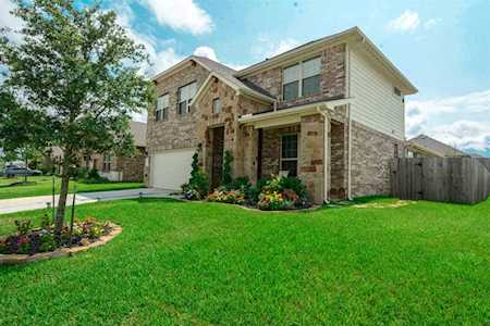 6202 Blue Coast Ln Conroe, TX 77304
