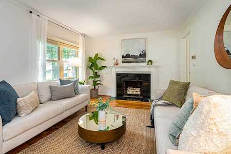 1943 Zollinger Road Upper Arlington, OH 43221