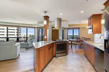 168 6th Street E #2806 Saint Paul, MN 55101