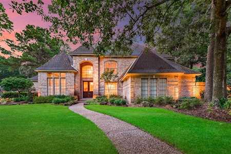 2102 Hickory Park Dr Kingwood, TX 77345