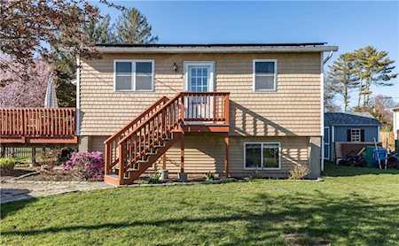 29 Tupelo Rd South Kingstown, RI 02879