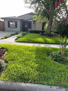 6334 Homeview Dr Houston, TX 77049