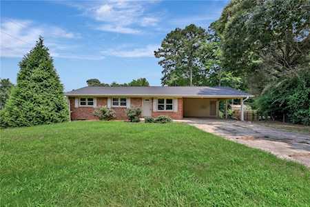 4193 Neil Dr Powder Springs, GA 30127