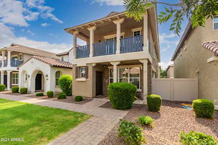 1084 S Agnes Lane Gilbert, AZ 85296