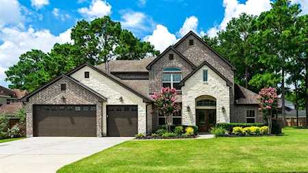 7001 Longmire Circle Conroe, TX 77304