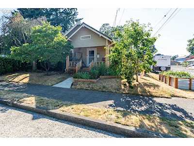 733 NE 73rd Ave Portland, OR 97213