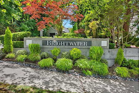 501 Kirkland Ave #108 Kirkland, WA 98033