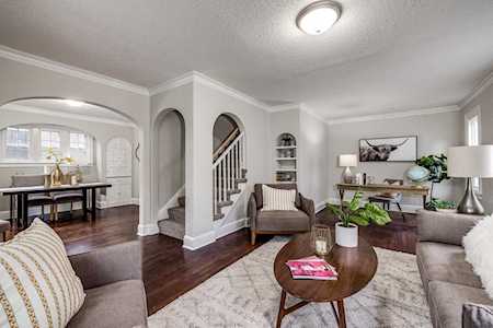 1134 Jessamine Avenue E Saint Paul, MN 55106