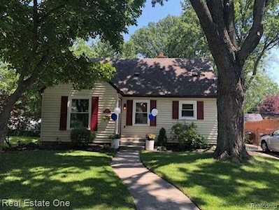2800 Thomas Ave Berkley, MI 48072