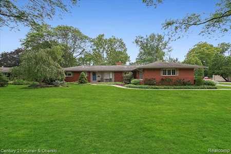 31711 Belmont St Farmington Hills, MI 48336