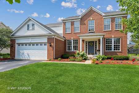 24664 Woodstock Dr Plainfield, IL 60585