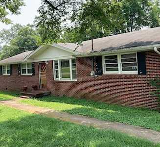 120 Woodyside Dr Hendersonville, TN 37075