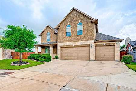 3203 Hawkins Glen Ln Katy, TX 77449