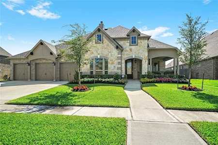 18010 Calavatra Ln Houston, TX 77044