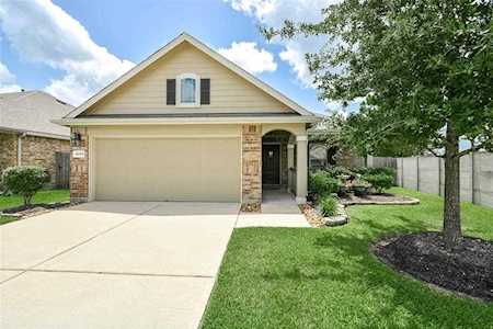 18319 Russett Green Dr Tomball, TX 77377