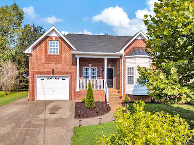 7019 Indian Ridge Blvd White House, TN 37188