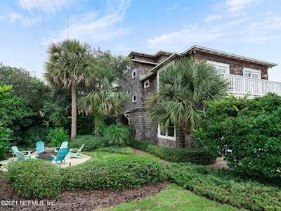 75 Coral St Atlantic Beach, FL 32233