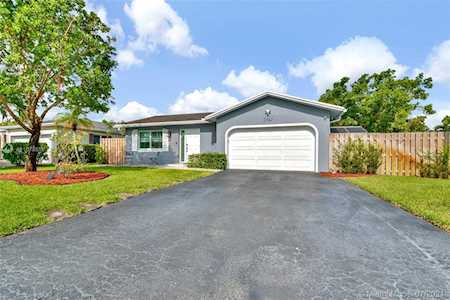 2342 NW 98th Ln Coral Springs, FL 33065