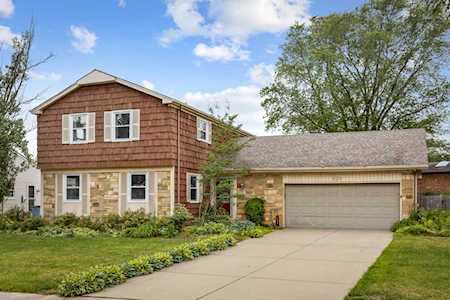 521 Arborgate Ln Buffalo Grove, IL 60089