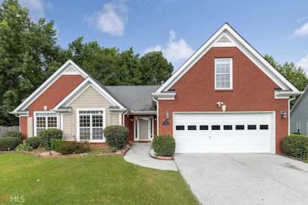 1760 Prospect Creek Dr Lawrenceville, GA 30043