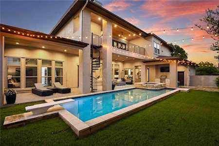 7005 Mesa DR Austin, TX 78731