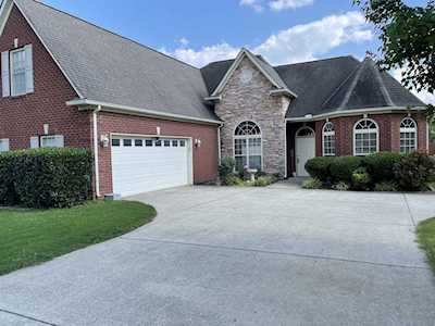 1067 Nealcrest Cir Spring Hill, TN 37174