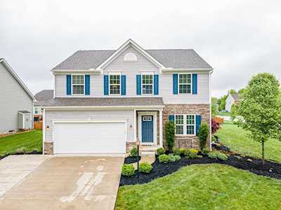 1812 Azalea Lane Pataskala, OH 43062