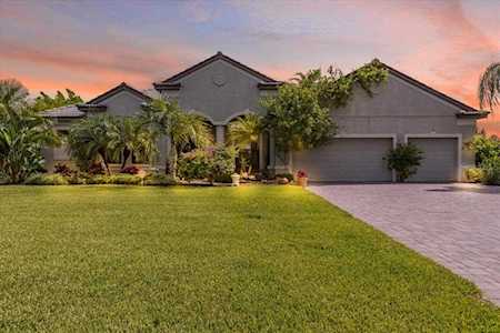 819 148th Ct NE Bradenton, FL 34212
