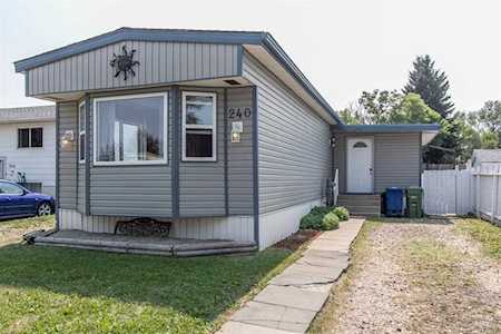 240 Big Hill Circle SE Airdrie, AB T4A 1P8
