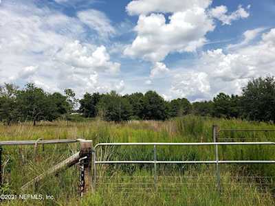 15781 Turner Cemetery Rd Glen St. Mary, FL 32040