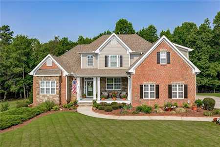 8220 Sagewood Dr Gainesville, GA 30506