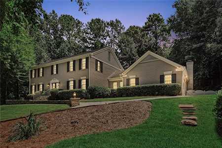 890 Riverside Trace Sandy Springs, GA 30328