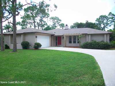 143 NE Dickinson Street Palm Bay, FL 32907