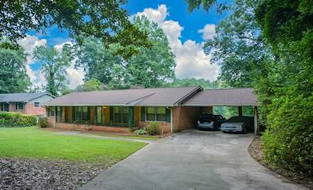 1495 Loch Lomond Trl SW Atlanta, GA 30331