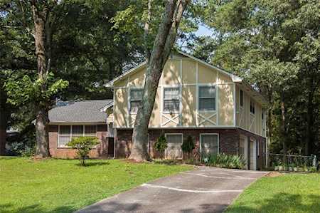 429 Rue Andeleys Stone Mountain, GA 30083