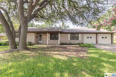 105 E Upshaw Ave Temple, TX 76501