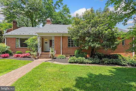 7900 Glendale St Chevy Chase, MD 20815