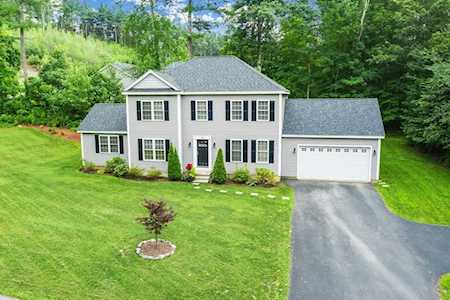 39 Harwood Farm Rd Southbridge, MA 01550