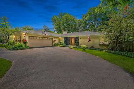 259 E Tall Trees Ln Palatine, IL 60067