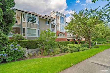 5280 Oakmount Crescent #205 Burnaby, BC V5H 4S1