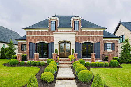 3101 Bobwhite Trl Lexington, KY 40509