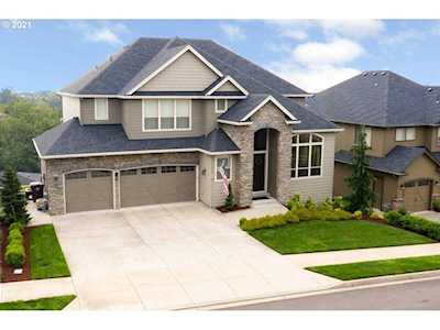 1925 NW Larkspur St Camas, WA 98607