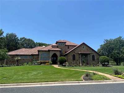 105 Hopewell CIR Georgetown, TX 78628