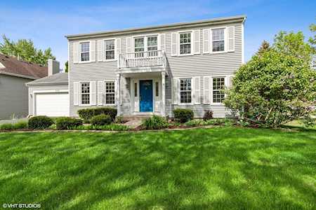 6299 Sleepy Hollow Ln Gurnee, IL 60031