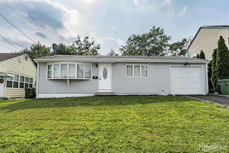 71 Cedar Terrace Sayreville, NJ 08859