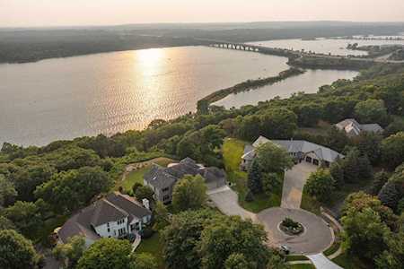 1407 Croix Crest Drive Hudson, WI 54016