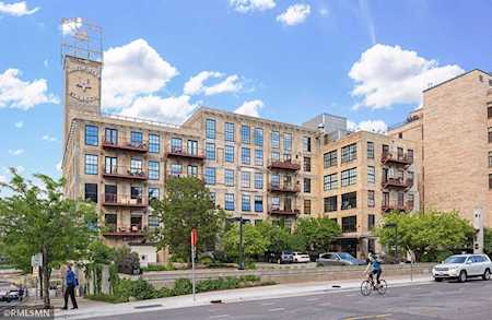117 Portland Avenue #406 Minneapolis, MN 55401